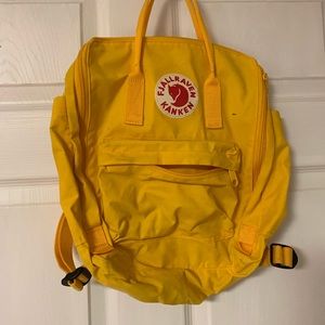 Fjallraven Kanken classic warm yellow backpack
